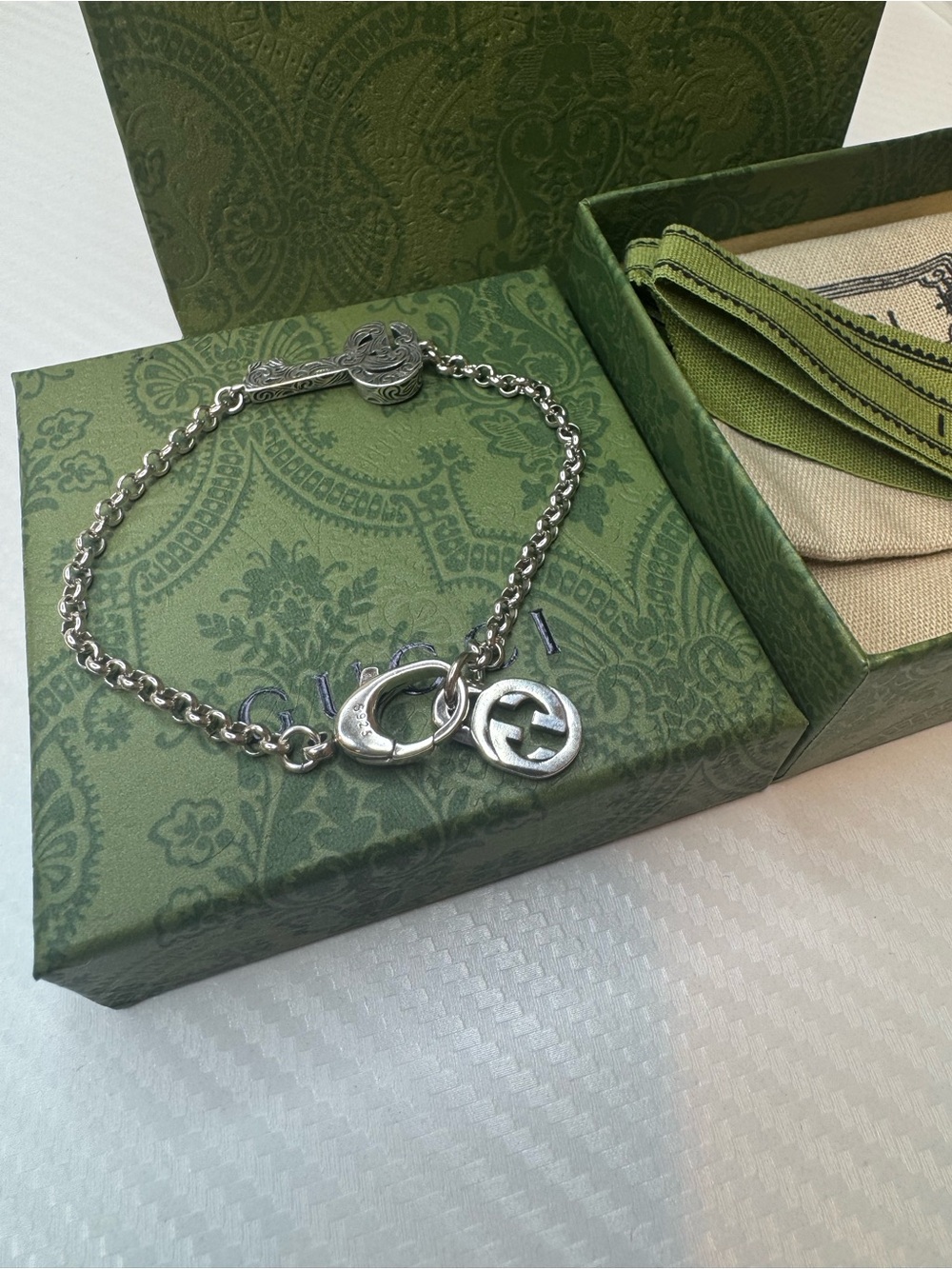 Gucci Silver Key Charm Bracelet - Silver - Picture 2 of 10